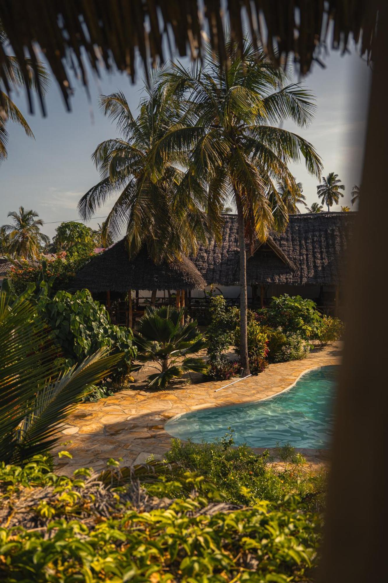 The Garden Hotel Paje Ngoại thất bức ảnh